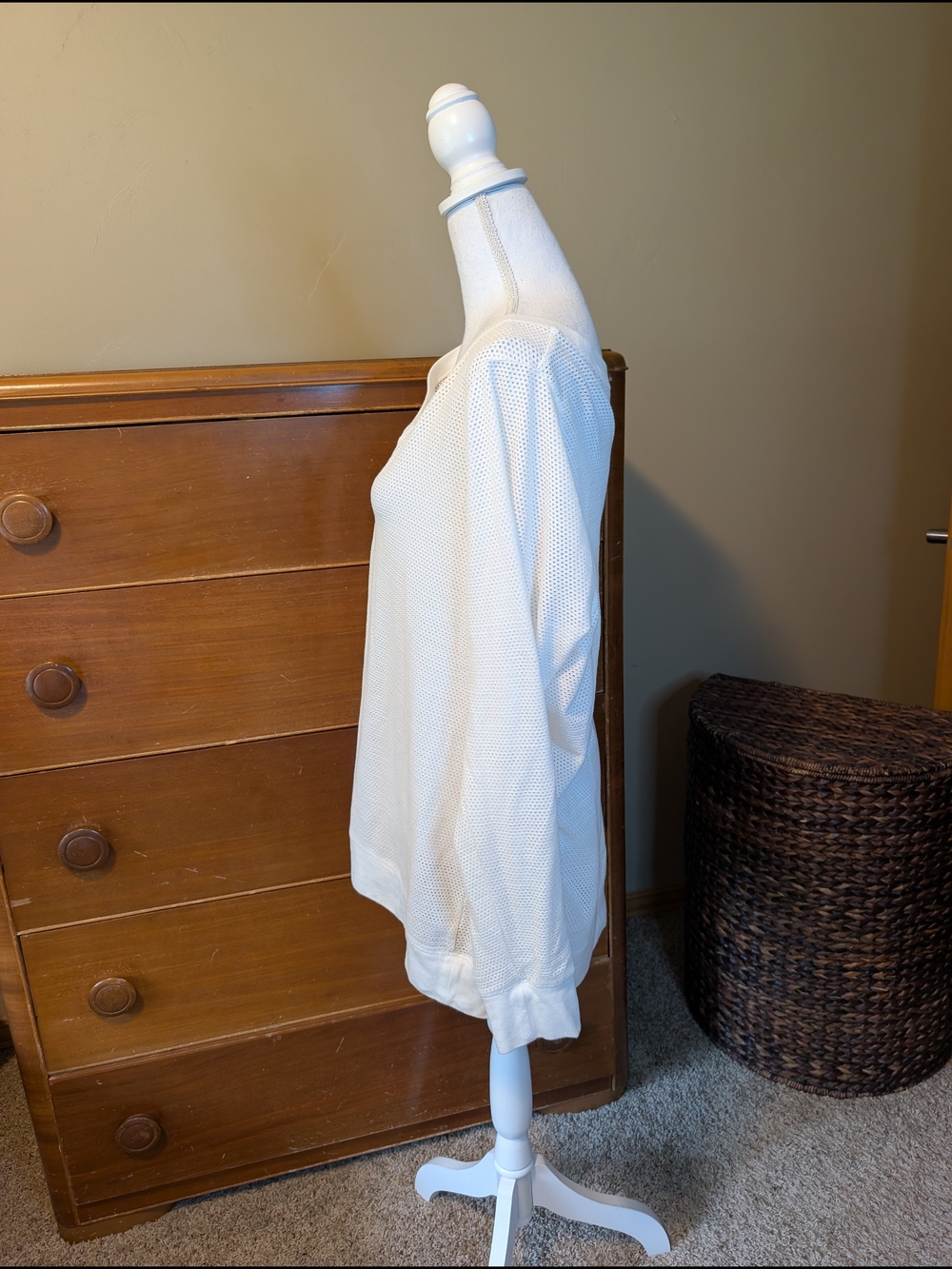 Maurices Beach Lounge Sweatshirt White Perforated Long Sleeve Pullover 0X - Picture 4 of 10